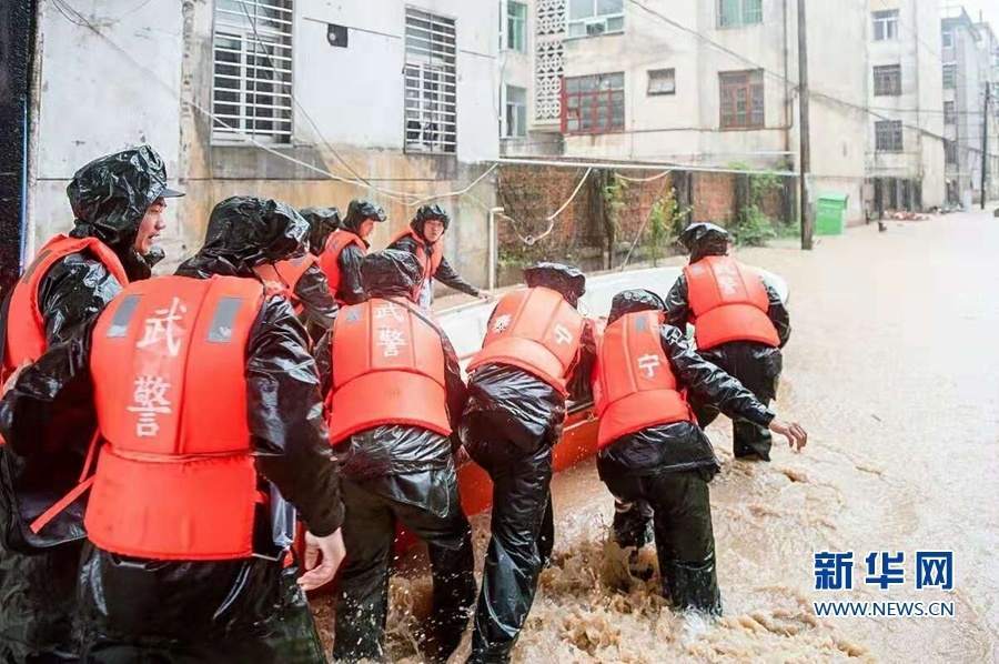 【焦点图】福建多地发生强降雨　多部门联合抢险救灾