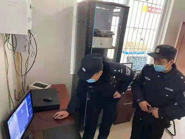 眉山青神公安开展安全生产专项检查_fororder_检查现场1--供图-青神县公安局