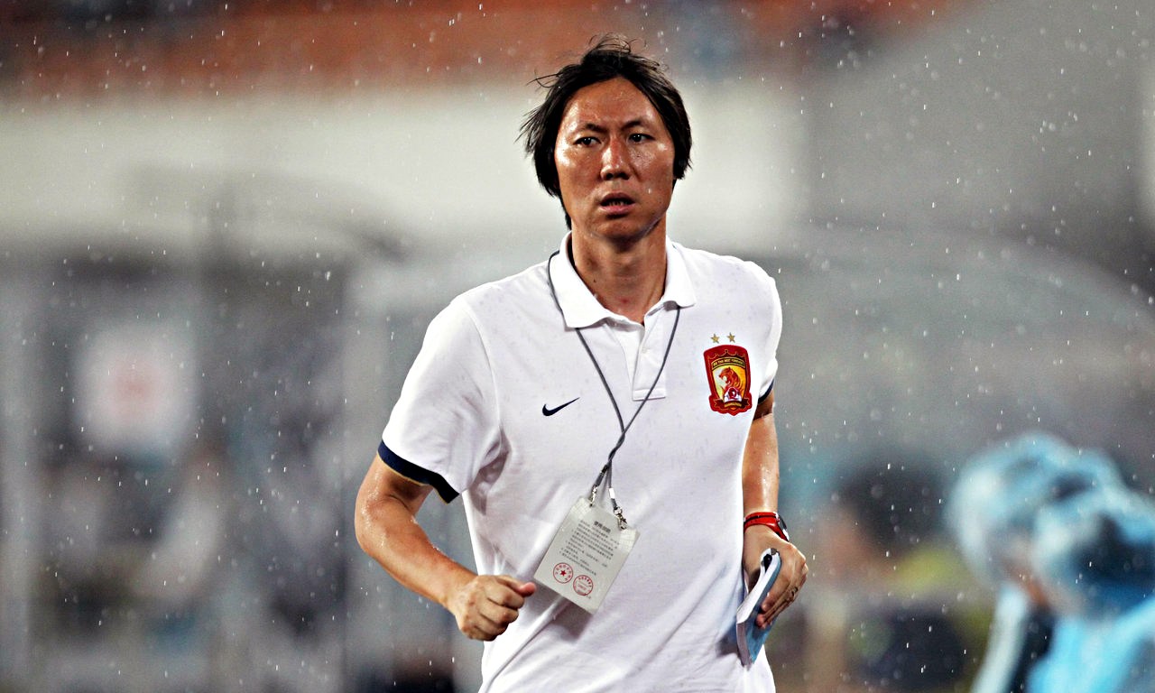 【看台】恒心如"铁"!第1少帅要撬动中国足球