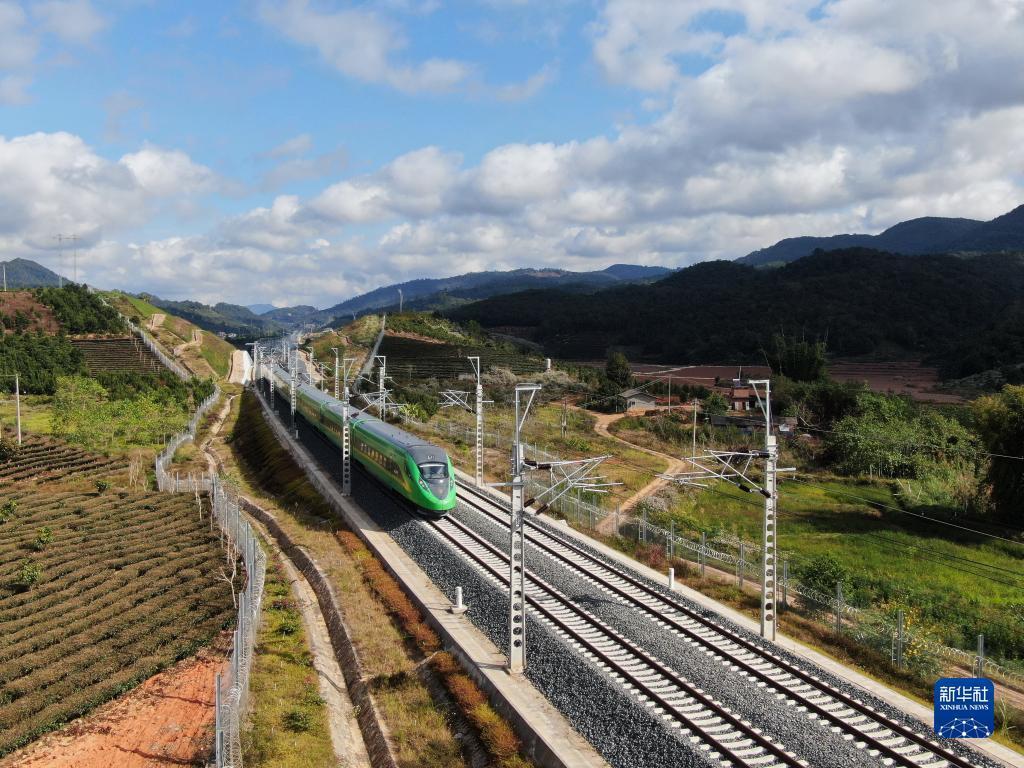 時光列車，“跑”出中國鐵路新跨越