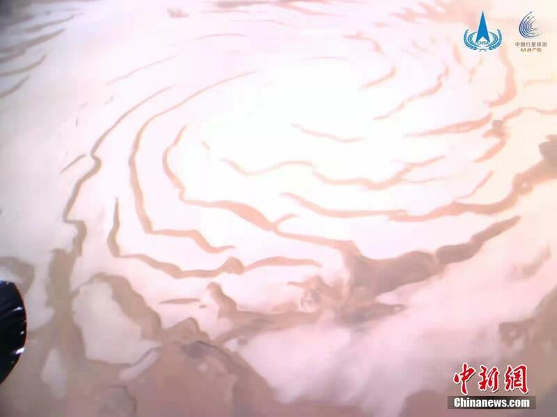 Tafiyar na’urar Zhurong a Mars_fororder_c