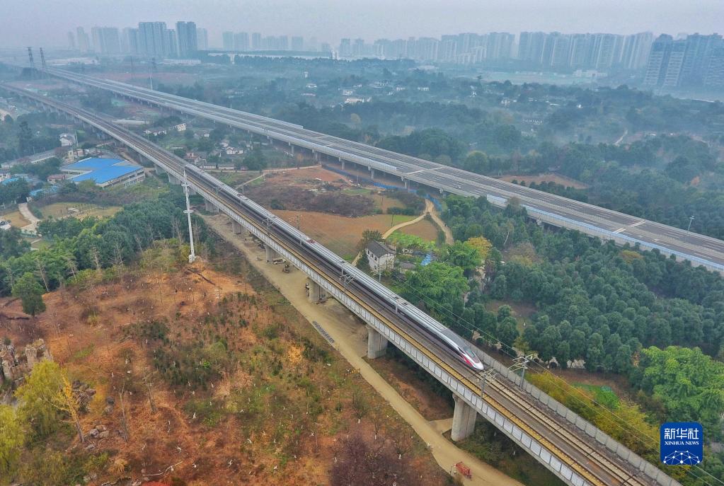 成渝地区双城经济圈建设全面提速