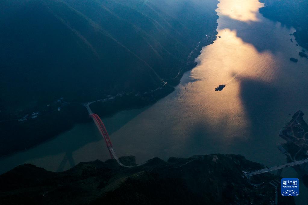 成渝地区双城经济圈建设全面提速