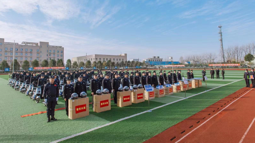 警企联动新标杆 警用雅迪电动车正式上岗