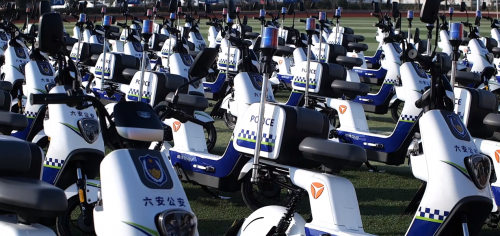 警企联动新标杆 警用雅迪电动车正式上岗