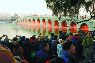 北京：十七孔桥今年“金光”来得早
