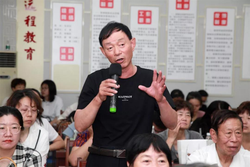 (在文中作了修改)(供稿 专题策划列表 三吴大地泰州 移动版)泰兴济川街道:“理上心来”理论宣讲打通群众性宣传教育“最后一公里”(列表标题)泰兴济川街道打通群众宣传教育“最后一公里”