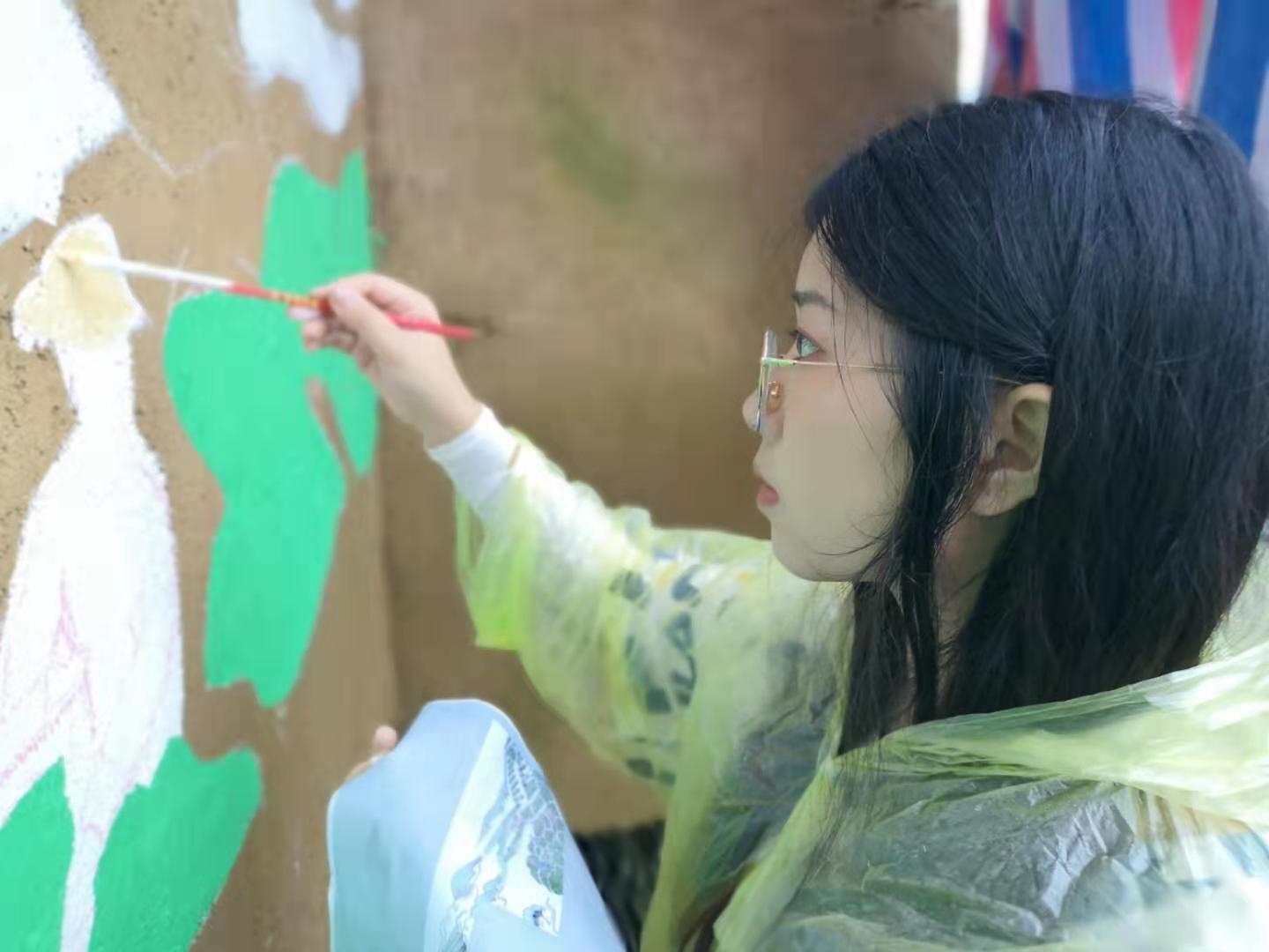 【cri看福建 列表】【移动版】【chuannews带图】福建师大美院开展文科卫“三下乡”社会实践  赴政和用墙绘为古镇添新色