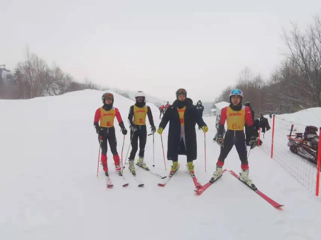 23枚！鹤岗市名列省运会高山滑雪比赛金牌榜第一名
