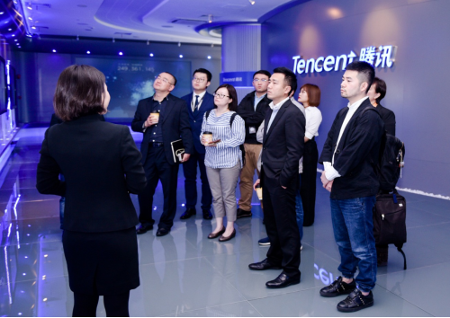 “腾讯x康师傅高层战略会晤” 营销新打法夯实快消市场竞争力 “腾讯x康师傅高层战略会晤” 营销新打法夯实快消市场竞争力