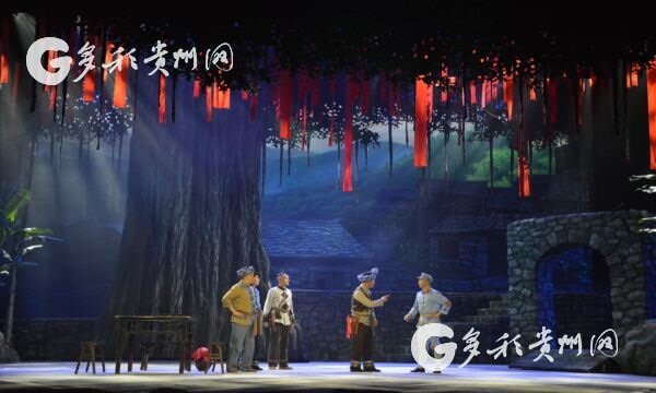 （市州）安顺市民族歌舞剧《弄染之光》:带你重温难忘的红色岁月