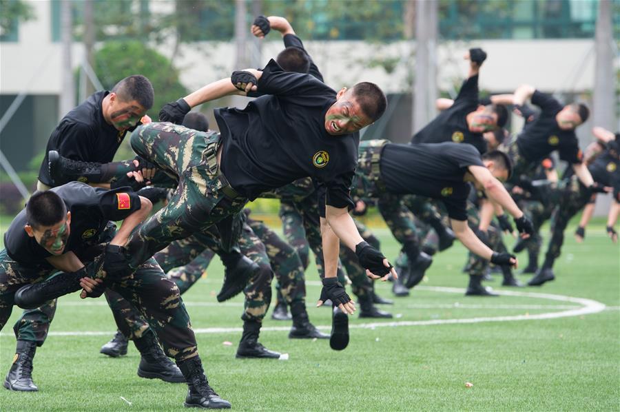 澳門：“五一”走進駐澳部隊氹仔軍營