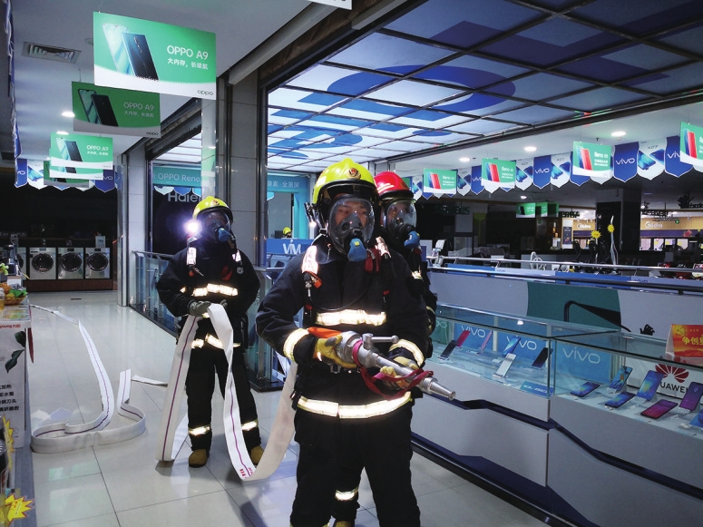 长春市开展大型消防救援综合应急演练