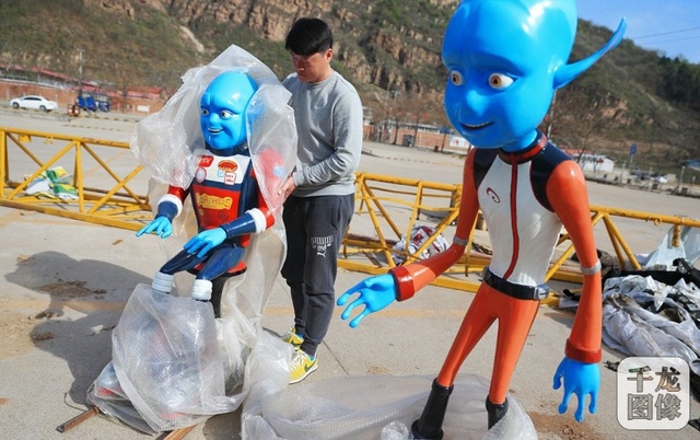 国内“最刺激”高空观景台 悬空跨度32.8米