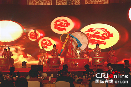 已过审【CRI专稿 图文】重庆市民营企业协会2018年新春团拜会举行