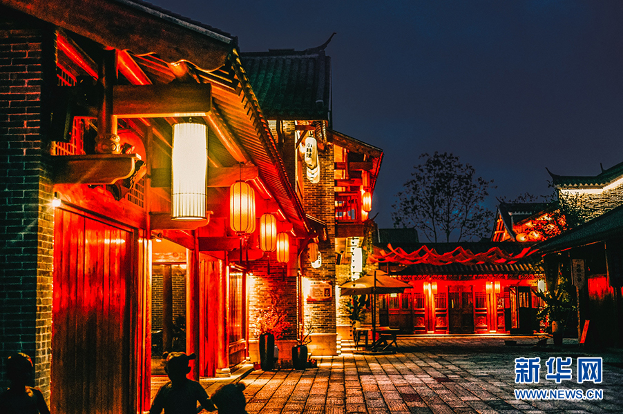 鄂旅投文旅小镇旅游节启动 通过网络推介湖北小镇风光