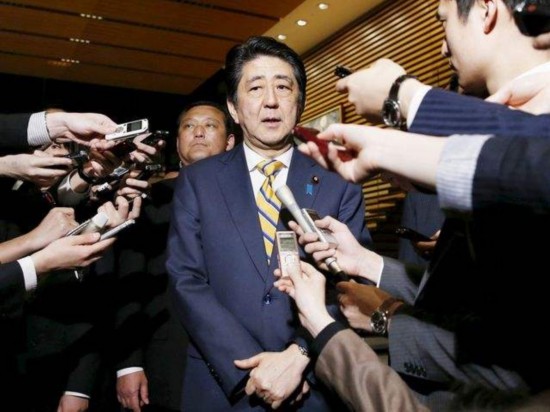 日本迎“宪法纪念日”　安倍修宪“步步艰辛”