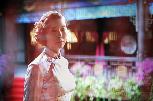 柯蓝《金水桥边》青楼头牌出场 隐忍性格耐人寻味