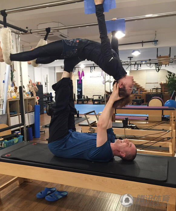 邓超亦是健身狂人 与郑恺鹿晗PK肌肉