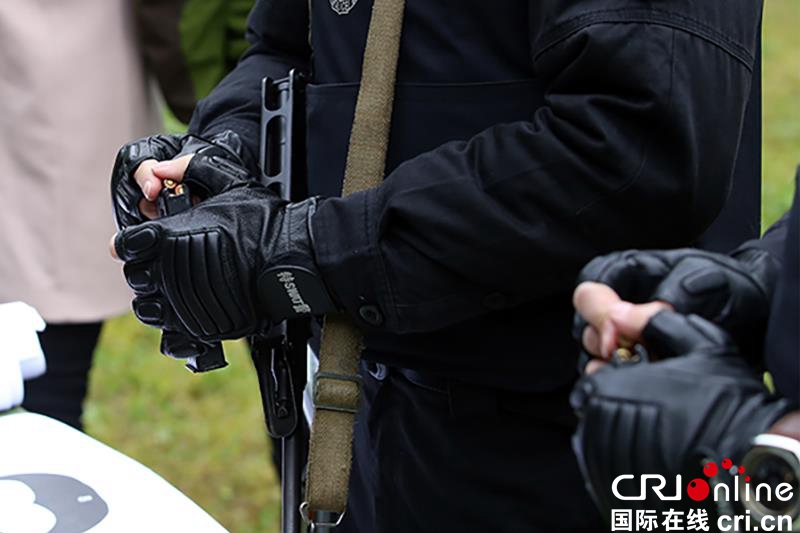 (已过审)(焦点图/社会)贵阳特警大比武展“十八般武艺” (已过审)(焦点图/社会)贵阳特警大比武展“十八般武艺”