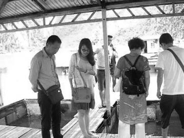 導遊揭越南旅遊黑幕：遊客邊檢拒給小費護照被撕