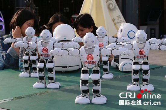 北京車展落幕 互聯網金融行業跨界創新再度升級 圖片默認標題