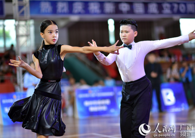 2019年第十五届广西体育舞蹈锦标赛在南宁激情开赛