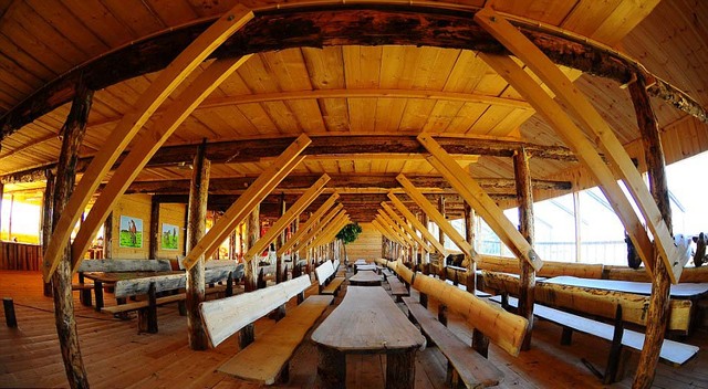 荷兰富豪欲驾"诺亚方舟"赴巴西 航程将耗资1300万(高清组图)