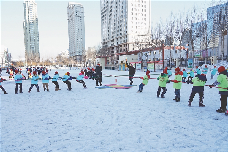 迎冬奥 享冰雪 冰城青少年冬之乐