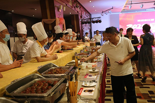 2020江西省旅发大会“客家情”精品路线踩线团前往安远踩线考察