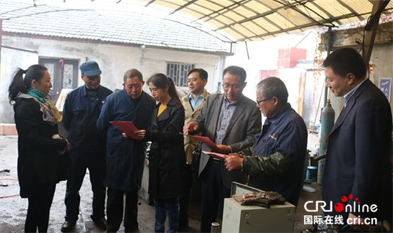 （已過審 供稿 社會廣角 三吳大地泰州）春暉社區黨總支書記許燈梅：紮根社區為民服務