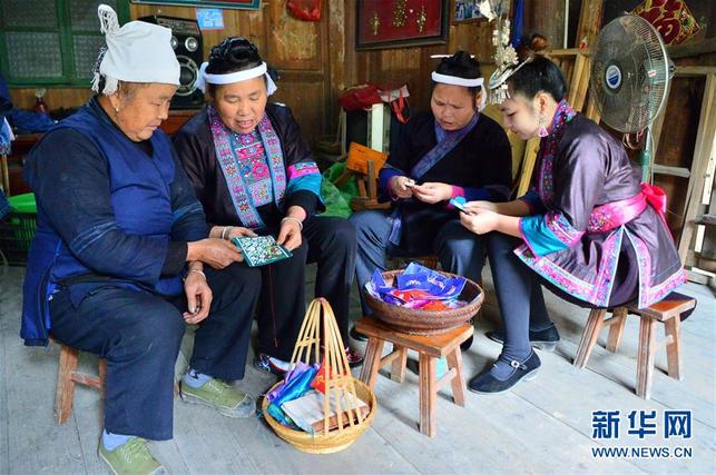 圖片默認標題 圖片默認標題