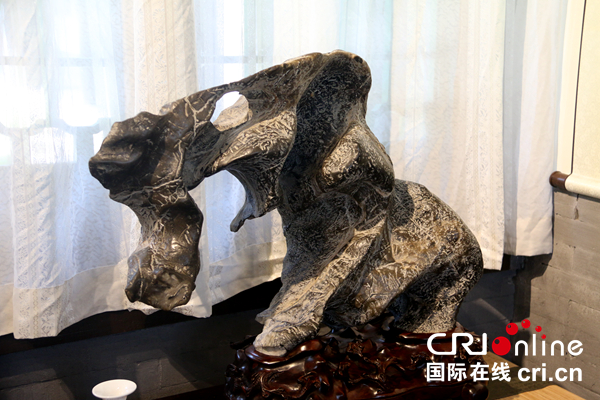 【赵博】“一园南北 三狮竞秀”狮子林主题联展在承德开展