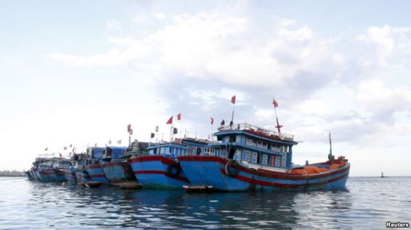 美媒：台灣漁民舉報越南漁船在南海非法作業