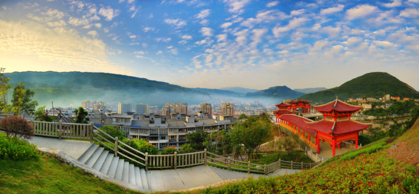 图片默认标题_fororder_背峰山公园(王永春 摄) (1)