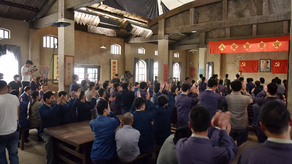 郭靖宇监制《最美的青春》探班 践行塞罕坝精神