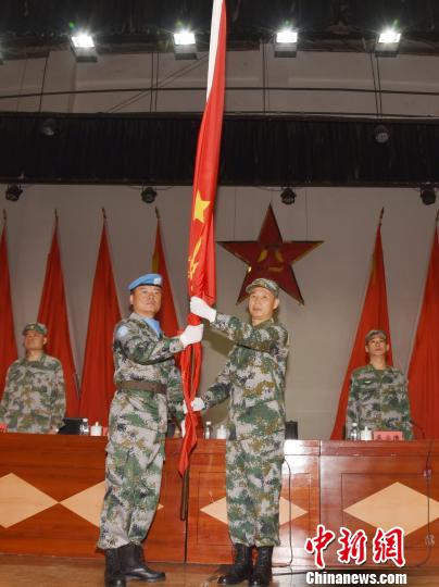 中國第15批赴黎巴嫩維和建築工兵分隊舉行出征儀式