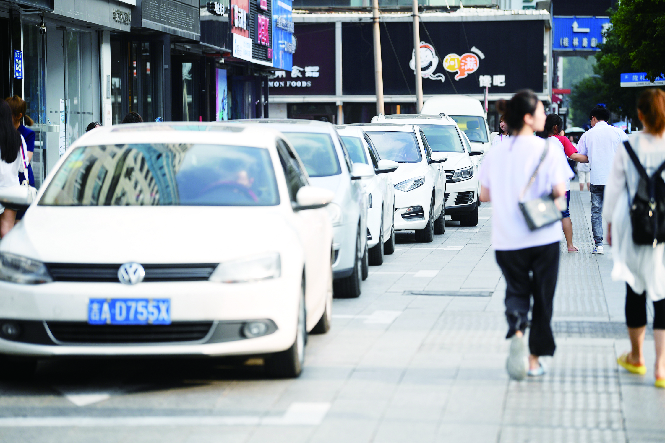 长春市朝阳区：精准发力铁腕治违