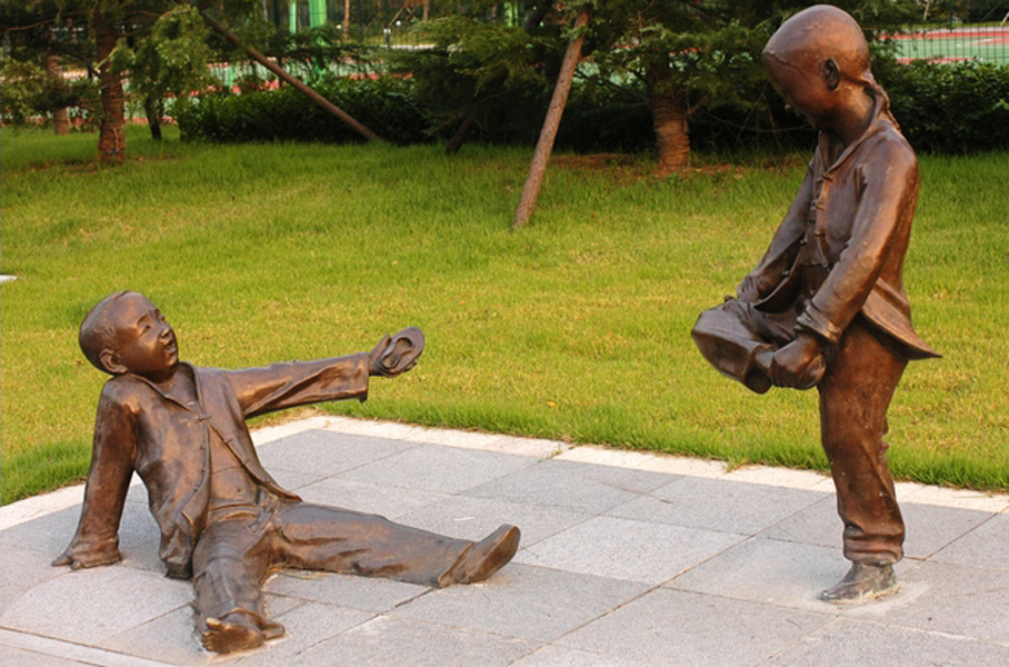 混乱不堪!韩国6大女主播竟直播"斗鸡"运动