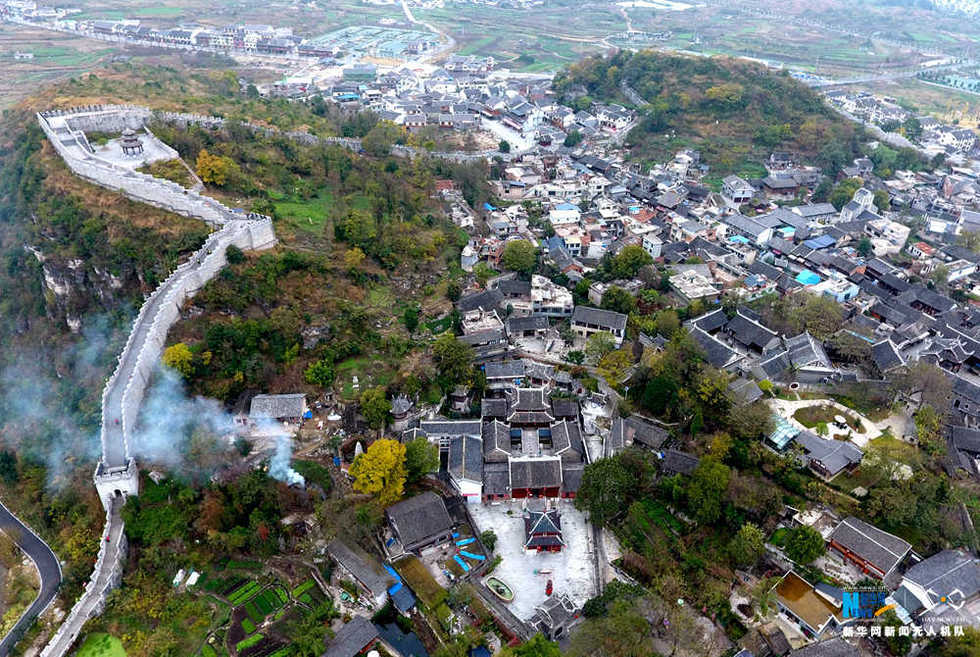 航拍贵州青岩古镇 感受600年悠悠古韵