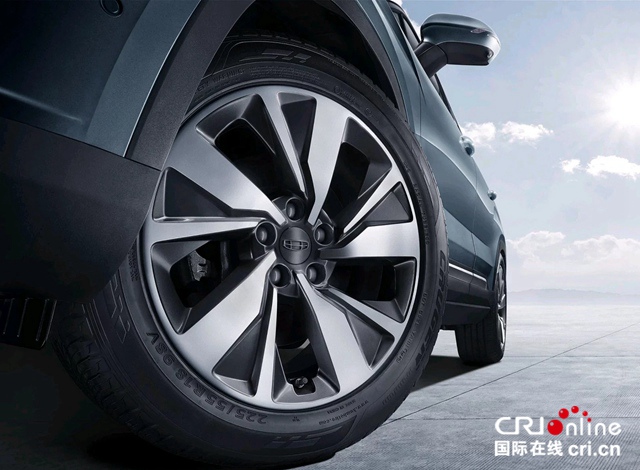 汽车频道【焦点轮播图+独家】吉利豪越：不是“真便宜”胜在“真聪明”