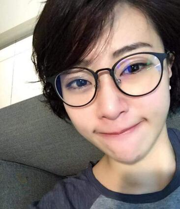 台湾女模顾思妤水下拍摄死亡 死前发诡异微博竟一语成箴(图)