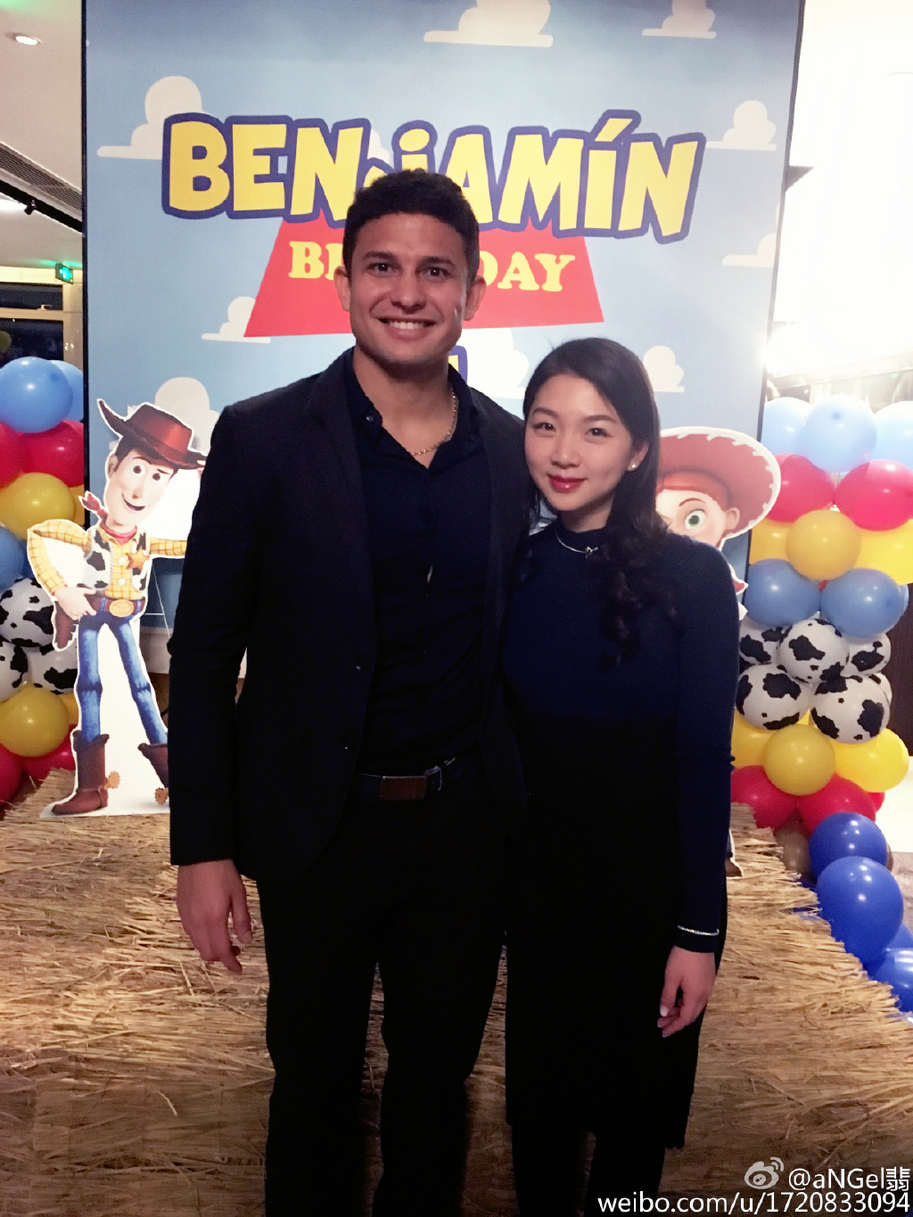 孙祥妻子东京游玩 穿和服美翻了