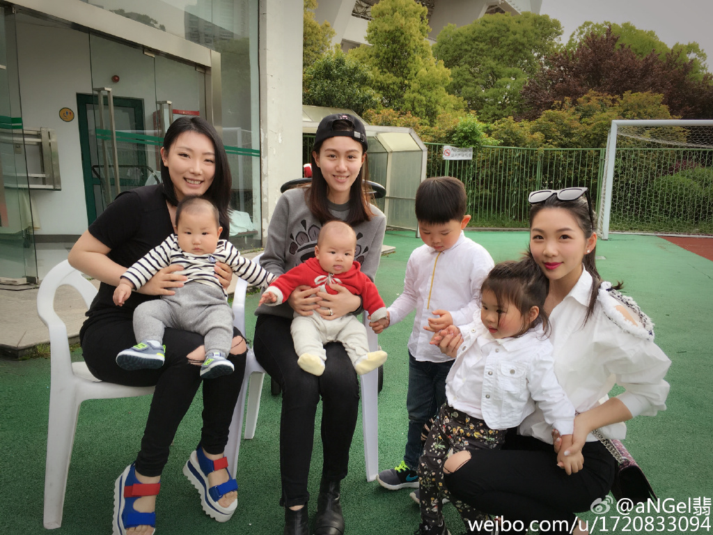 孙祥妻子东京游玩 穿和服美翻了