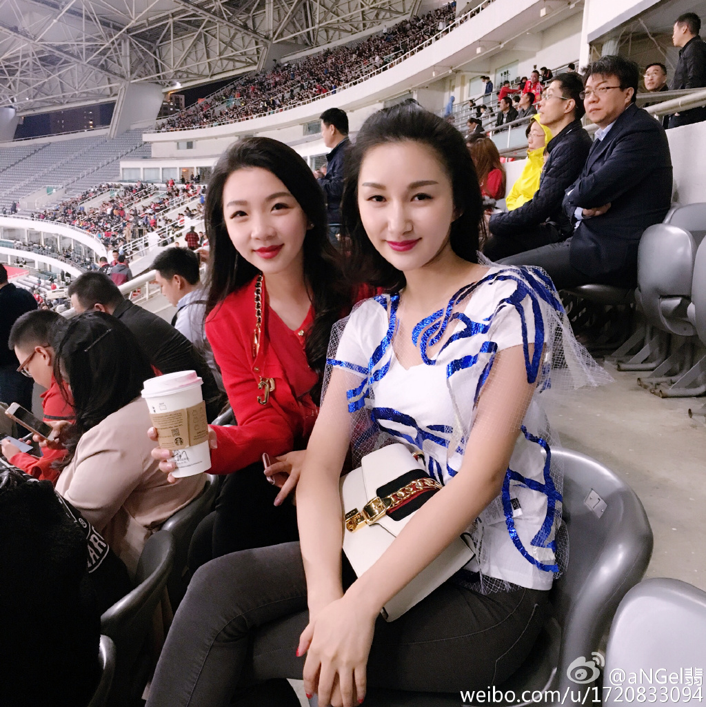 孙祥妻子东京游玩 穿和服美翻了