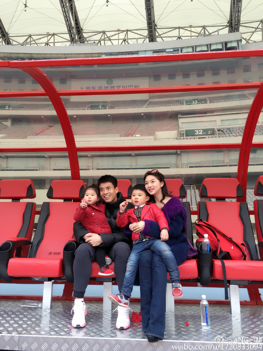 孙祥妻子东京游玩 穿和服美翻了