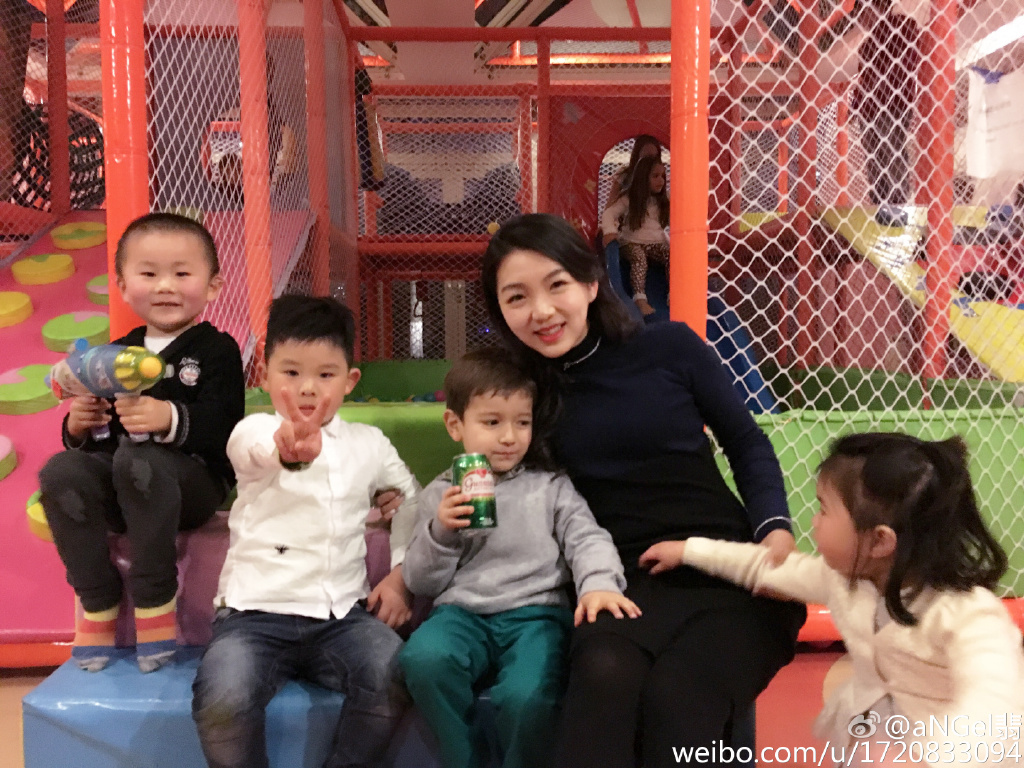 孙祥妻子东京游玩 穿和服美翻了