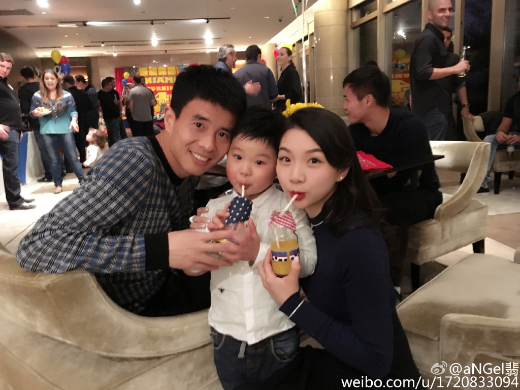 孙祥妻子东京游玩 穿和服美翻了