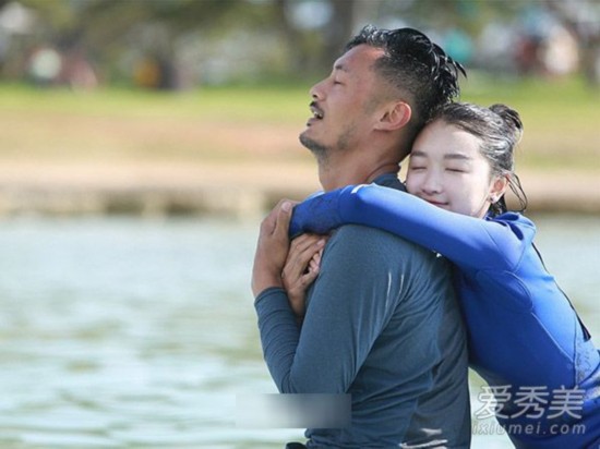 周冬雨余文乐假戏真做?减龄发型成斩男神器