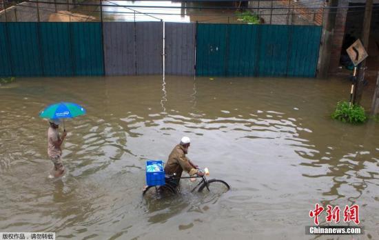 斯裡蘭卡暴雨引發大規模泥石流 數百人被埋